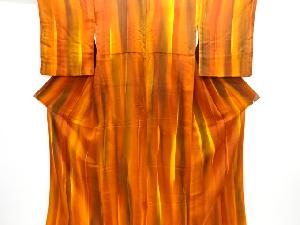 縮緬地　変わり縞模様小紋着物